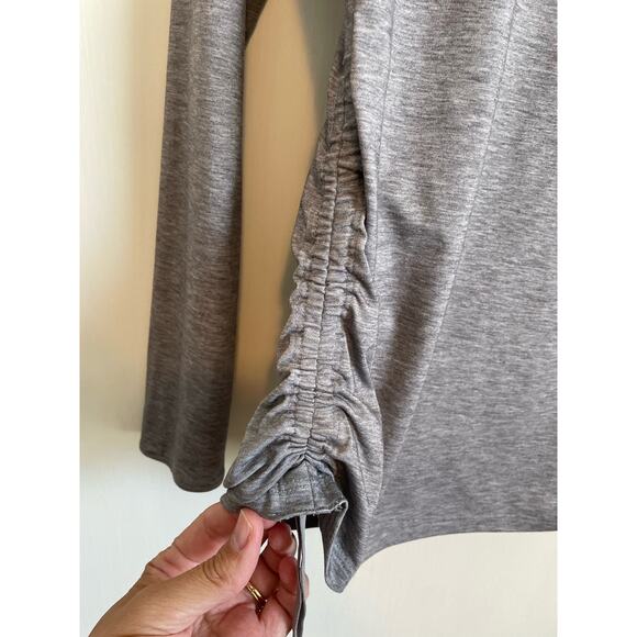Athleta gray long sleeve top ruched solid neutral lightweight stretchy Size S - Picture 3 of 8